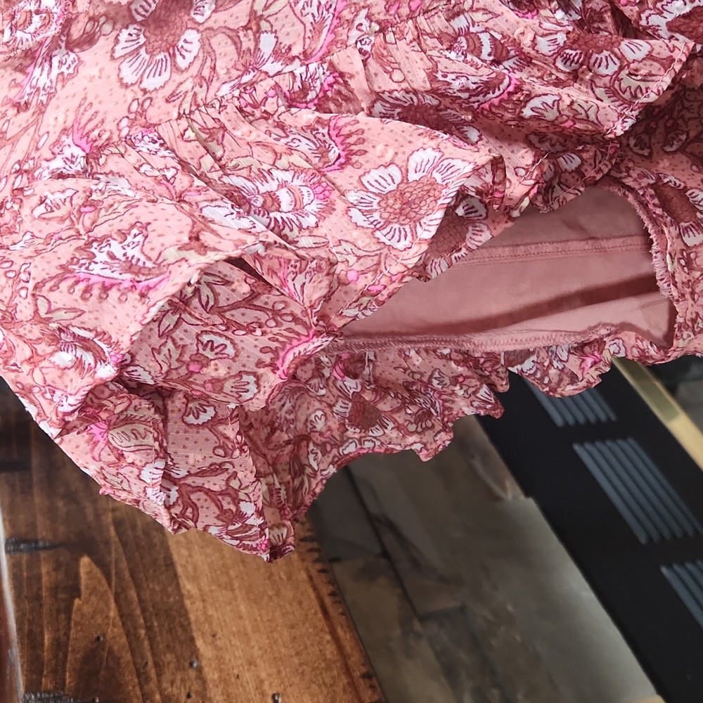 Loft floral clip Ruffle shell - Picture 4 of 12